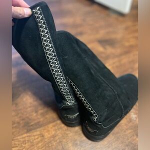 Tall black Tasman uggs